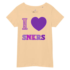 Women’s ILoveSNKRS organic t-shirt